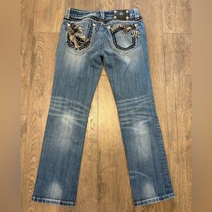 Miss Me JE5456P Capri, size 27 Jeans with Embellished Pockets, like new